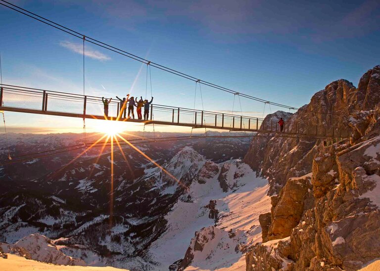 Suspension bridge & "stairway to nothingness" - Imprese #2.7 | © Herbert Raffalt