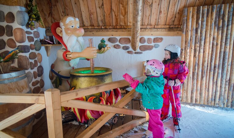 Kids being on a visit to Zaubermix at Galsterberg! | © Christine Höflehner