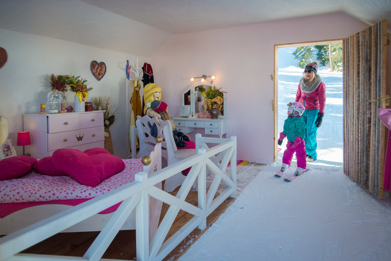 Sandrine is always delighted about visits. | © Christine Höflehner