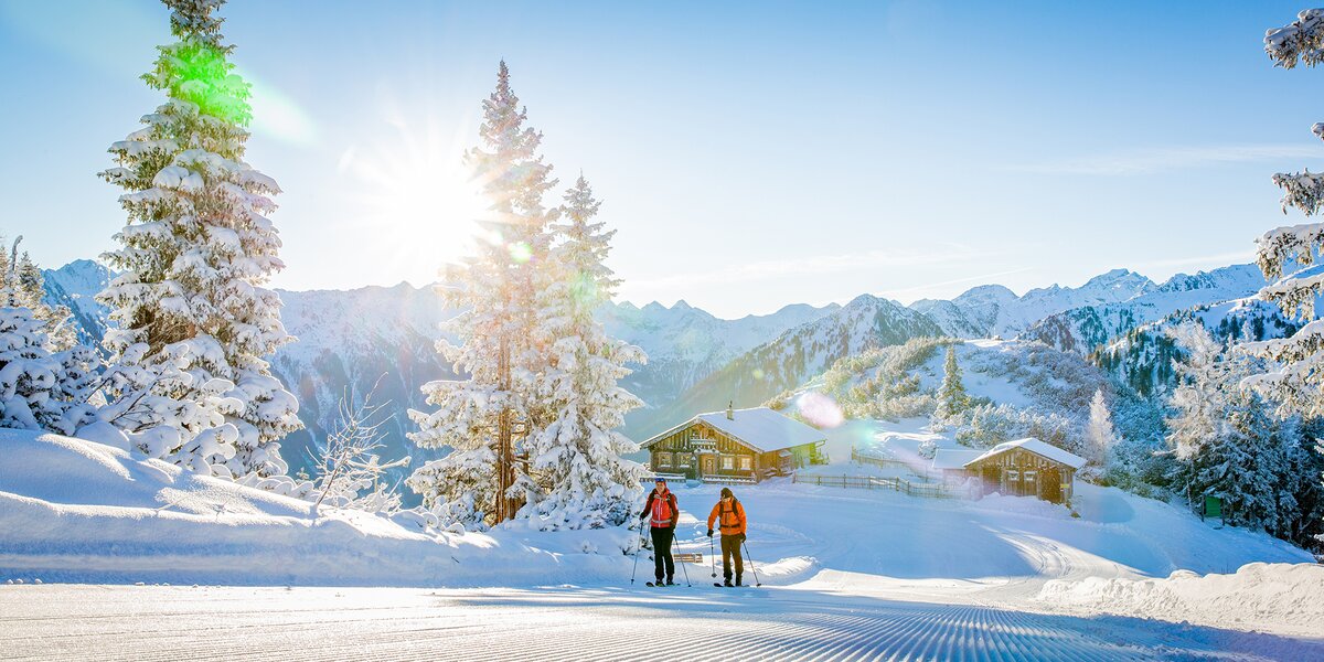 Oben angekommen, genießen Sie das Panorama welches Ihnen unsere Berge bieten. | © René Eduard Perhab