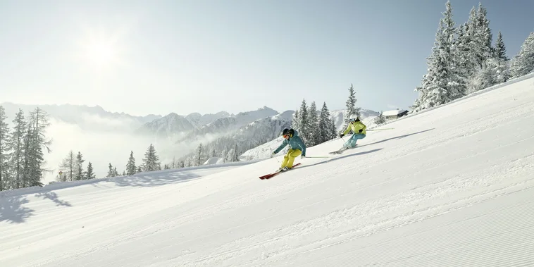 Skifahrgenuss auf der 4-Berge-Skischaukel | © Peter Burgstaller