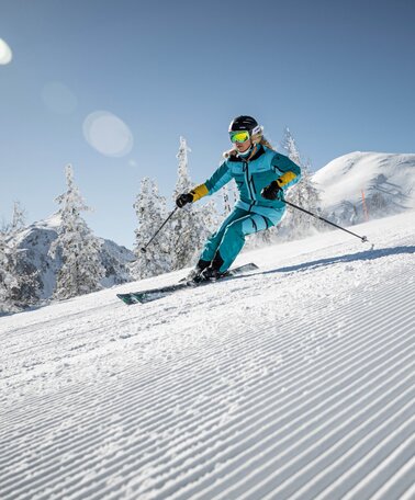 Sonnenskilauf Pur in der Skiregion Schladming-Dachstein | © Mirja Geh