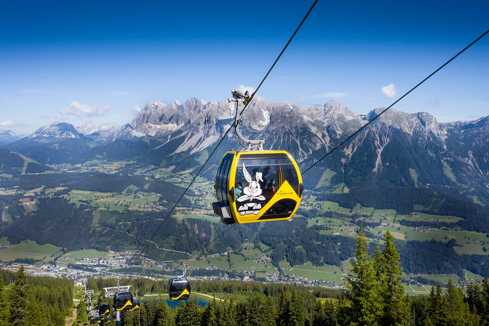 Planai main gondola - Imprese #1 | © Josh Absenger
