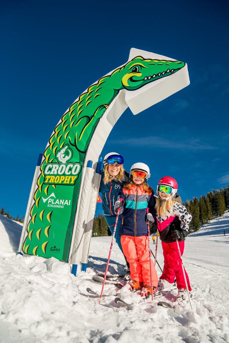 Try your best the Croco-Trophy in Hopsi's Children Winter Wonderland | © Christine Höflehner