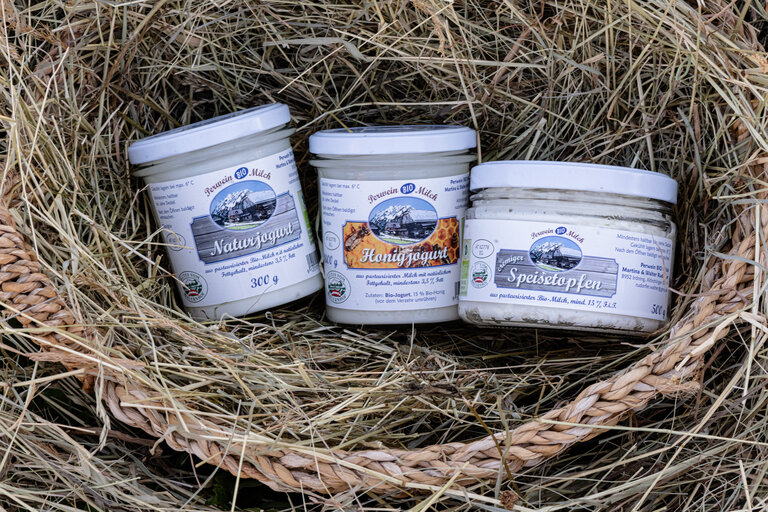 Produkte von Perwein BIO Milch | © Martina Siebenhandl