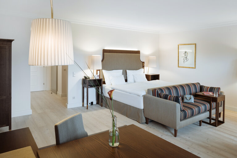 Zimmer im IMLAUER Schloss Hotel Pichlarn | © Richard Schabetsberger