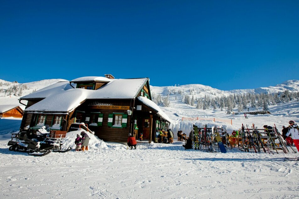 Winterlicher Einkehrschwung in der Dornbuschhütte | © Dornbusch