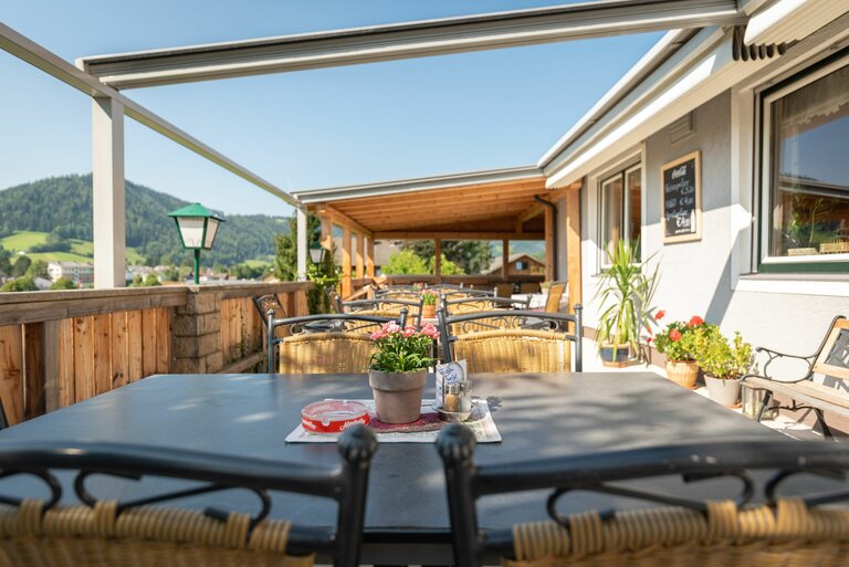 s'Wirtshaus - Sonnenterrasse | © s'Wirtshaus