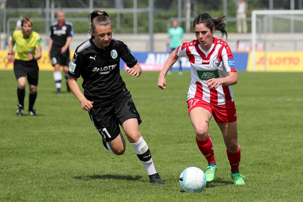 Fußballerinnen beim Spiel | © 1. FFC Turbine Potsdam