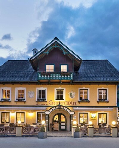 GrafenWirt - Hausansicht abends | ©  GrafenWirt 