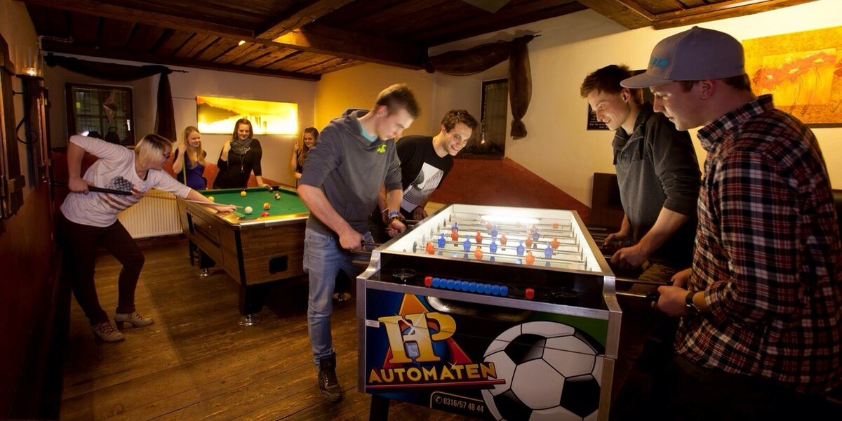 Billard und Tischfussball | © Remise Haus