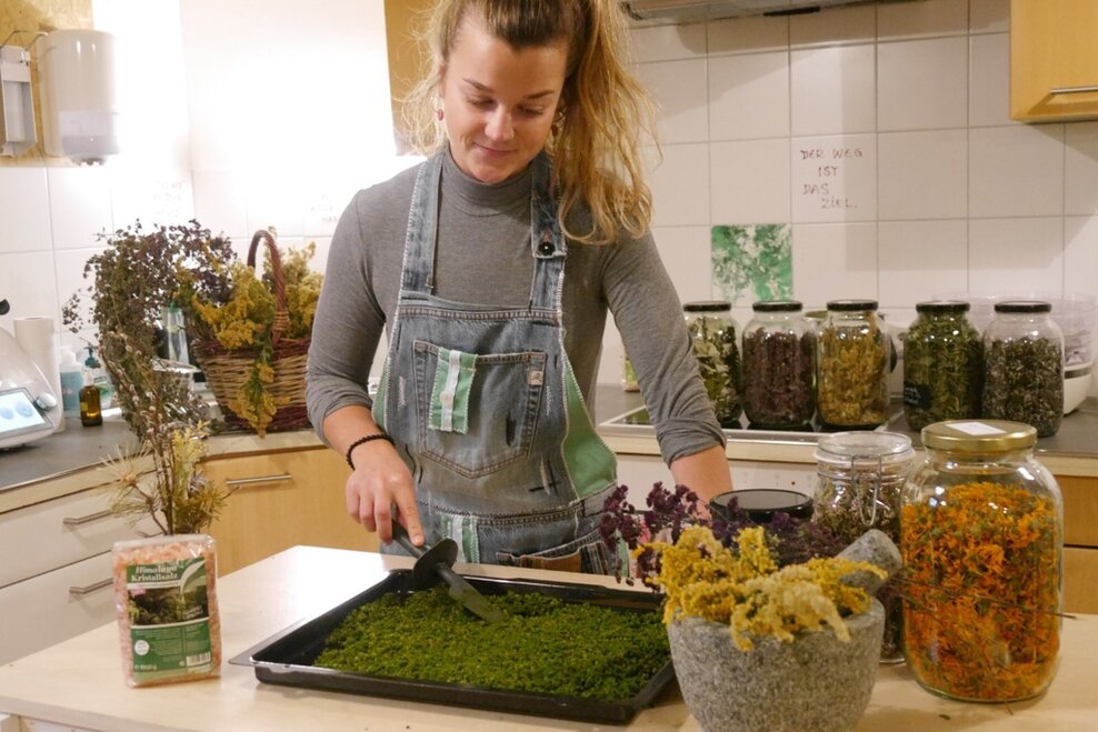 Sarah Eder bei der Arbeit | © Laura Warter