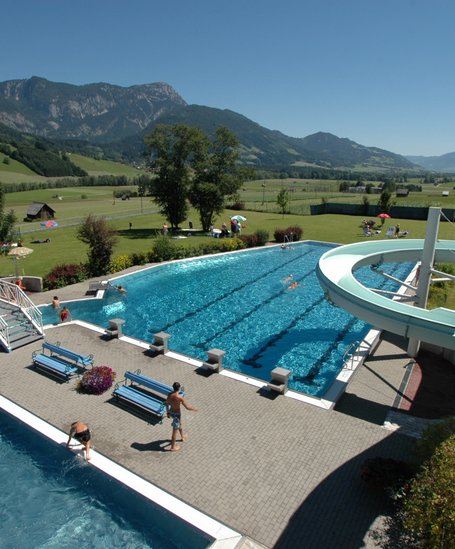 Erlebnisfreibad Haus mit Rutsche | © TVB Haus-Aich-Gössenberg