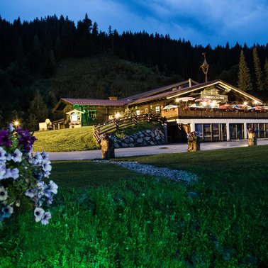 Abendstimmung mit der Ramsauer Waldschenke. | © Ramsauer Waldschenke