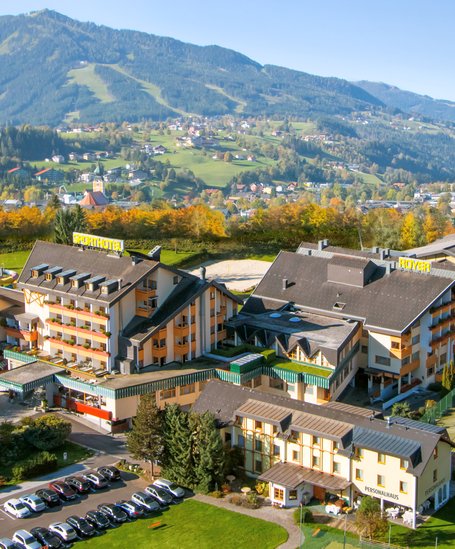 Das Hotel befindet sich inmitten der wunderschönen Schladming-Dachstein Region | © Sporthotel Royer