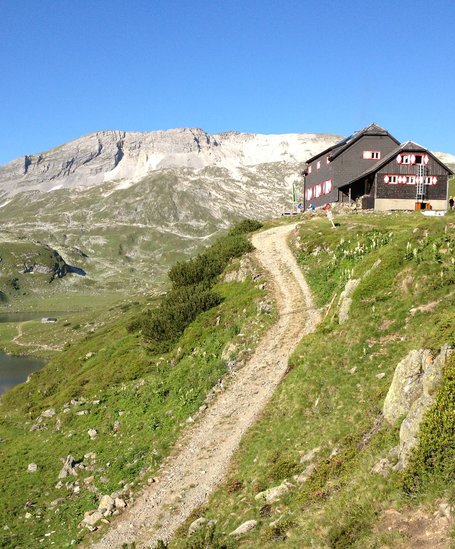 Hiking trail to Ignaz-Mattis-Hütte | © Gerhard Pilz
