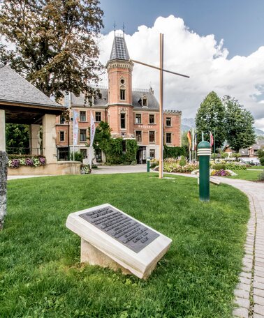 Der Bürgerschafts Burgfriedstein im Rathauspark in Schladming | © Gerhard Pilz/Gerhard Pilz - www.gpic.at