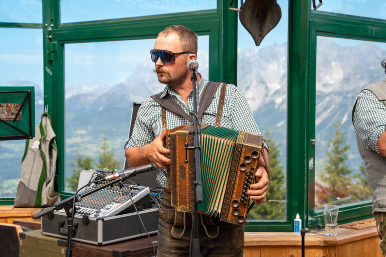 Traditioneller Frühschoppen mit der "Roßfeld Musi" - Impression #2.6 | © Mario Egger