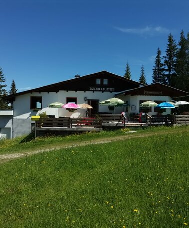 Lärchkogelhütte im Sommer | © Lärchkogelhütte