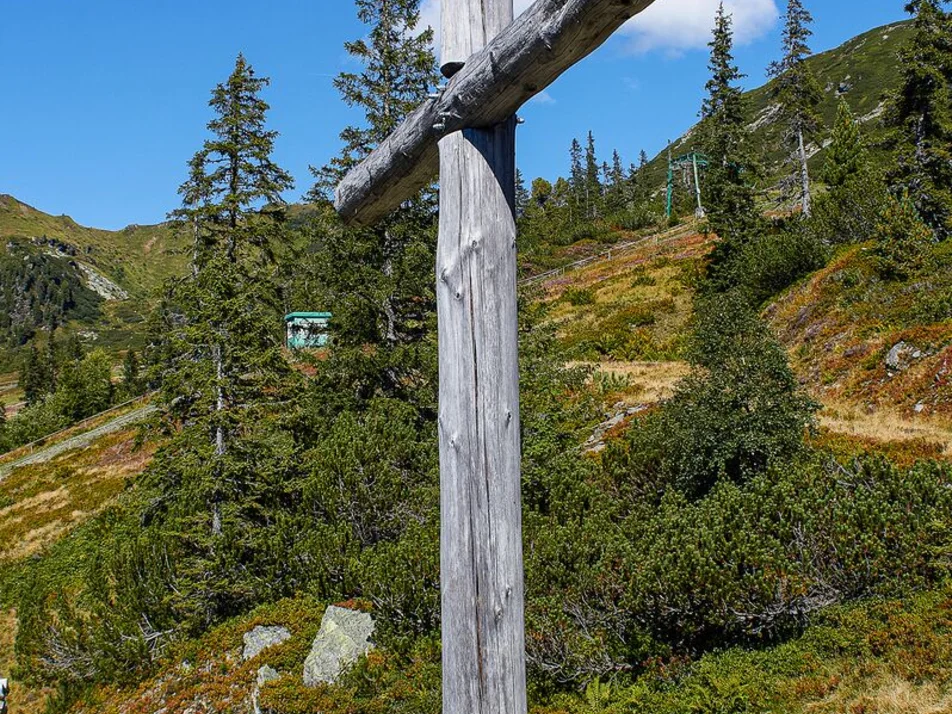Mindfulness hike Natur.Kraft.Platz Neues Plannerkreuz - Impression #1 | © Ewald Gabardi