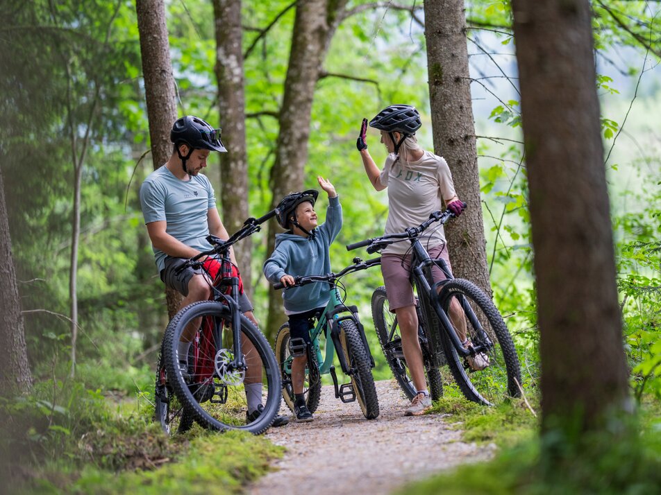 Bikeland-Heroes Rätselrallye am Singletrack Haus-Aich - Impression #1 | © Christoph Oberschneider