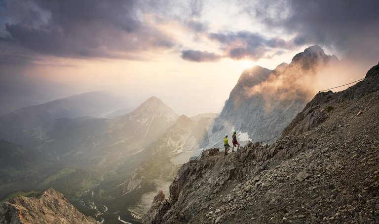 View of two climbers at Dachstein | © Peter Burgstaller