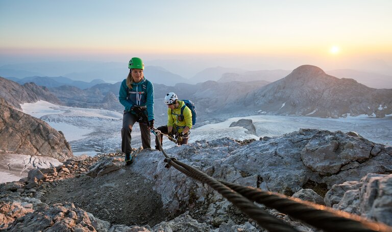 Climbing on Dachstein | © Peter Burgstaller