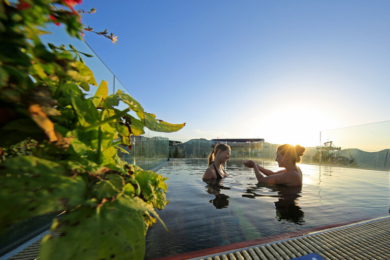 Schwimmbad in der Region Schladming-Dachstein | © Herbert Raffalt