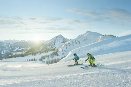Skifahrer in Schladming-Dachstein | © Peter Burgstaller