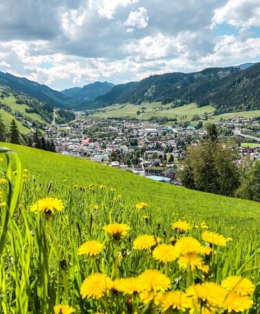 Blick auf Schladming, Planai 50er Weg | © Bibiana Schweighofer