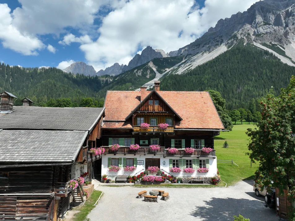 Filming Location - Farm Emilie - Impression #1 | © Hans-Peter Steiner
