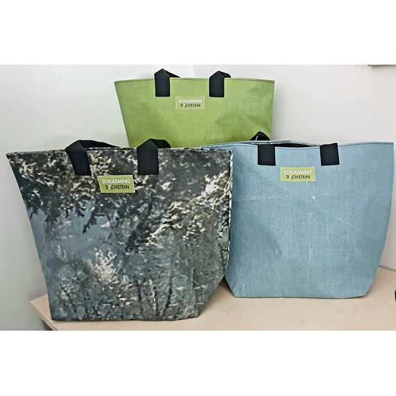 Tasche mit Vorgeschichte