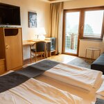 Pomiń zdjęcie Doppelzimmer mit Dusche  WC 30m²