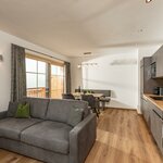 Pomiń zdjęcie Apartament, WC i wanna/prysznic oddzielny, na wschód