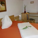 Pomiń zdjęcie Pokój jednoosobowy, prysznic, WC