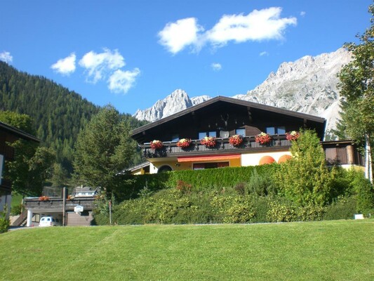 Club Villa