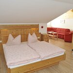 Photo of Holiday home, shower, toilet, 4 or more bed rooms