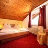 Photo of double room with shower, WC