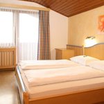 obrázek triple room with shower or bath tube, WC