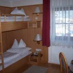 Pomiń zdjęcie Familienzimmer mit Dusche, WC auch als Appartement