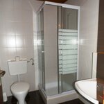 Foto van Driepersoonskamer, douche of bad, WC