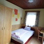 Foto van single room with shower, WC