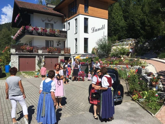 Haus Landl - Hausfoto im Sommer