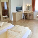 obrázek family room with shower, WC