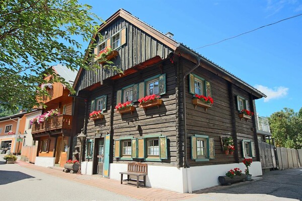 Knappenhaus im Sommer