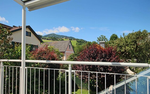 Ausblick von der westseitigen Terrasse (Nickel)