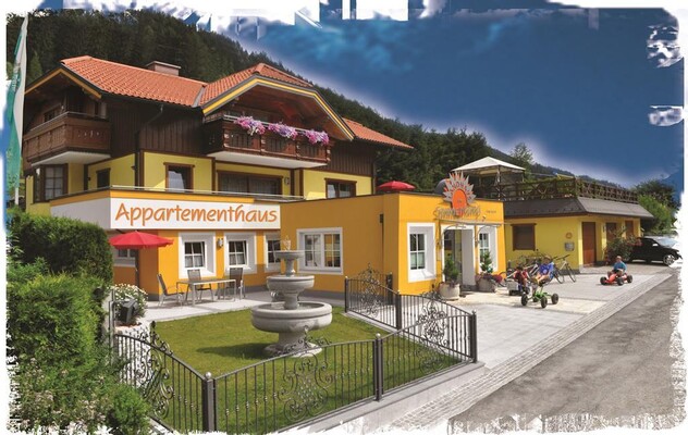 Foto Haus Sommer blau komprimiert