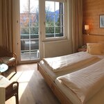 Pomiń zdjęcie Doppelzimmer, Südbalkon, Dusche/WC getrennt  Typ 3