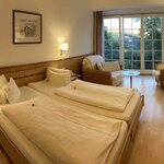 Pomiń zdjęcie Doppelzimmer, Loggia zum Garten, Dusche/WC, Typ 4