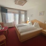 Pomiń zdjęcie Doppelzimmer mit Dusche, WC